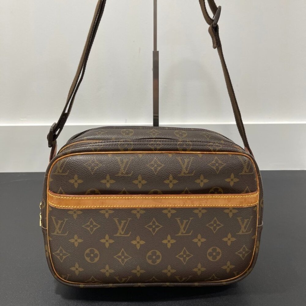 Louis Vuitton Reporter Shoulder/Crossbody Bag Monogram Canvas/Vachetta (JB1153)
